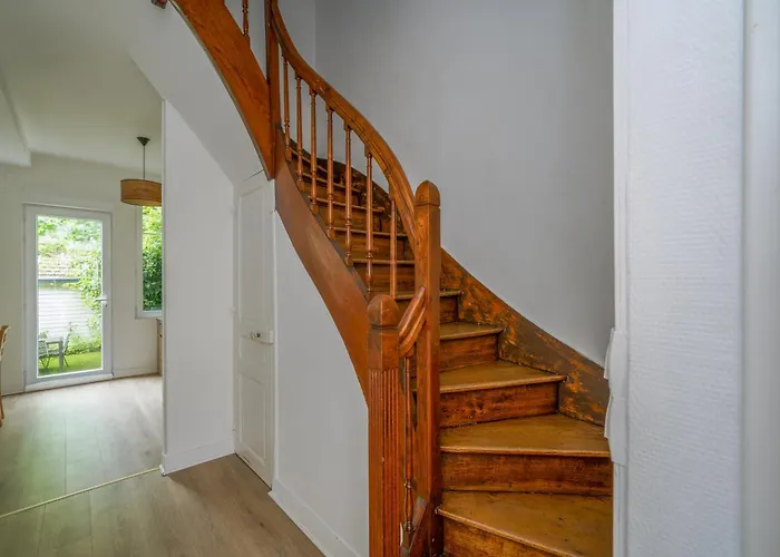 Hébergement de vacances Maison Confort, Parking, Clim, Garage 3ch 5p Tours